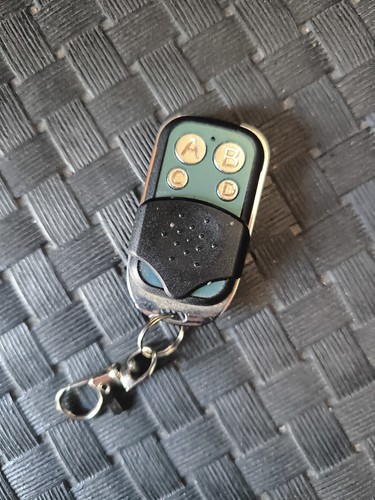 Telecommande universelle - telecommande,