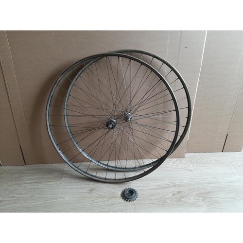 Roues 700b 1 2 chapeau - 28,