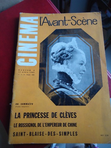 Revue avant scène cinéma - revue,
