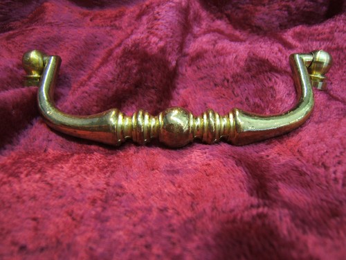 Poignee tiroir metal - poignee, en