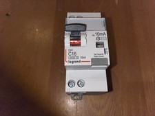DISJONCTEUR DIFFERENTIEL 16A