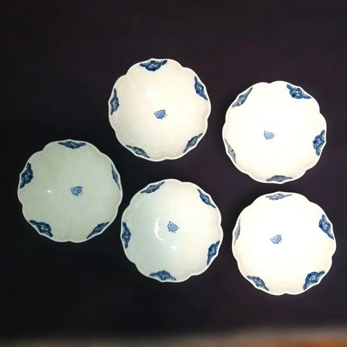 Lot petites assiettes - petites,
