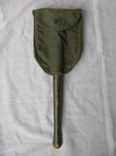 WW2 US PELLE MILITAIRE PLIABLE AMÉRICAINE ET SON ÉTUI MARQUÉES ET DATÉS 1944 RÉF