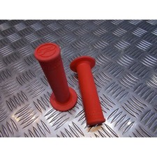 jeu poignee caoutchouc guidon