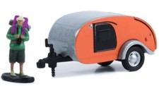 TEARDROP Trailer + Backpacker