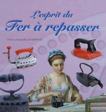 LIVRE : FER A REPASSER/CLOTHES IRON/STRIJKIJZER (antique,antiek)