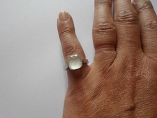 bague en argent massif, carré