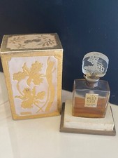 Magnifique flacon de parfum de