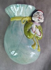 BOUQUETIERE EN PORCELAINE, à