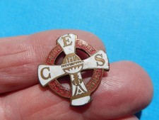 INSIGNE EMAILLE CROISADE