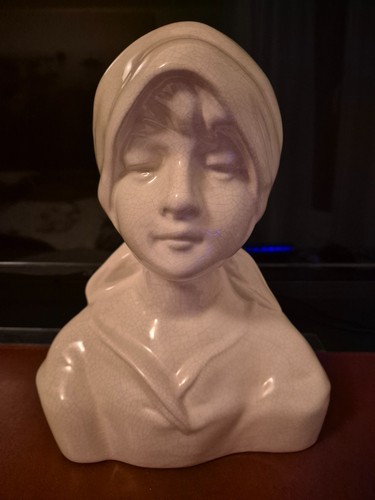 Buste jeune fille en - de,