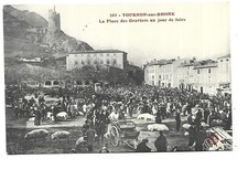 07  TOURNON  LA PLACE DES