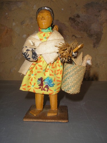 Statuette bois art - , malgache
