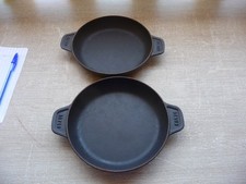 Lot plats ronds en - plats, fonte