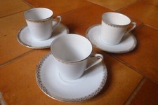 3 tasses à café porcelaine fine Winterling Germany, joli et fin décor doré TBE