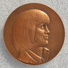 MEDAILLE ALICE SAUNIER-SEÏTE