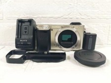 Appareil photo numérique 24,3 mégapixels Sony Alpha ILCE-6000 α6000 boîtier u...