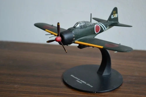 Altaya avion mitsubishi - 1:72,,