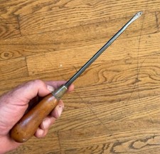 antique outil de Bourrelier  Sellier Blanchard Cordonnier Passe Corde Aiguille
