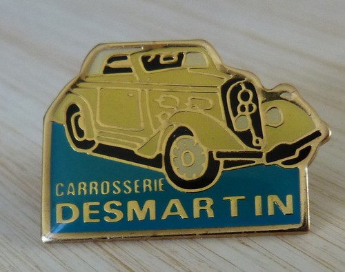 Rare pin voiture peugeot - pin's, 301