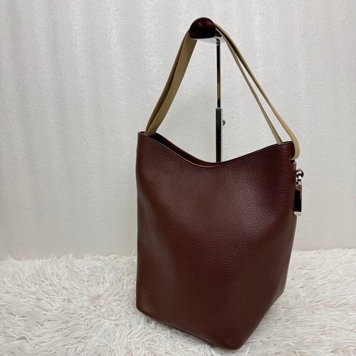Sac main seau - sac, cuir