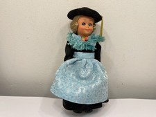 Poupée de collection poupée en vinyle 14,5 cm. État voir photos