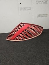 Feu arriere principal droit