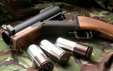 PLAQUE EN MÉTAL arme a feu