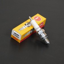 Bougie d'allumage NGK pour Dirt Bike Sachs 110 Dirty Devil Après 2006 Neuf