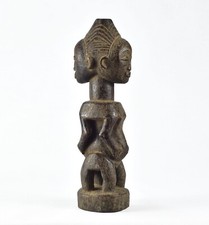 Kabeja HEMBA statue couple