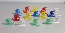 Lot de 15 petits coureurs