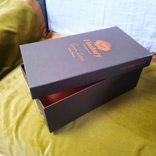 Boite Vide  Finsbury