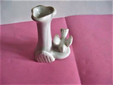 objet de vitrine petit soliflore avec colombe céramique blanche & filets dorés