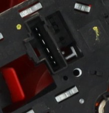 Feu arriere principal gauche