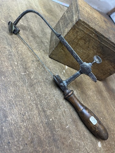 Scie horloger bijoutier - scie, horloger,