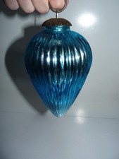 Ancienne boule de noël pomme