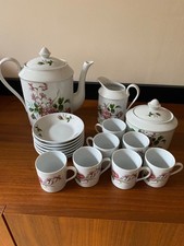 Service à café en porcelaine