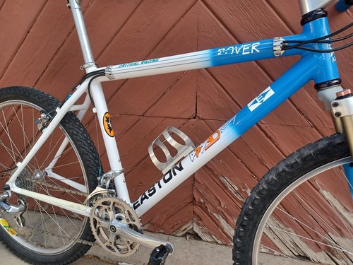 1994 racing bikes - 3d,