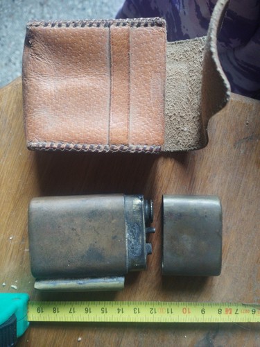 Très gros briquet ancien - 🔥,