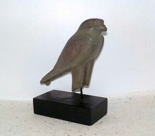 Moulage Musée Besançon Dieu Égyptien Faucon Horus en résine acrylique
