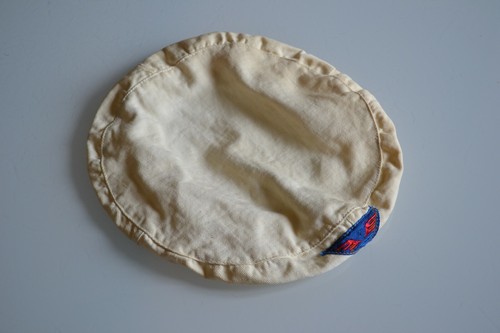Ancien petit beret pour enfant - pour,