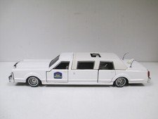 LINCOLN LIMOUSINE Blanc White