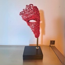 Sculpture visage en carton