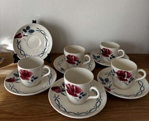 Ensemble tasses et - de, 6