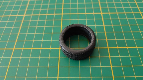 Pneu avant pirelli pièce - pneu,