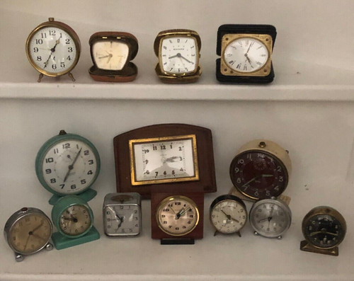 Lot reveils pendules - de, 14