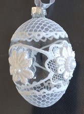 boule de noël ou oeuf de