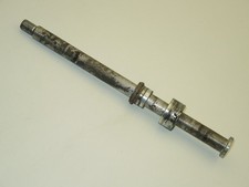 Axe roue arrière KAWASAKI GPZ 1000 RX de 1987