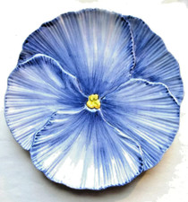 Assiette en barbotine, Pensée