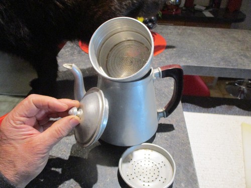 Ancienne cafetière complète - ancienne,